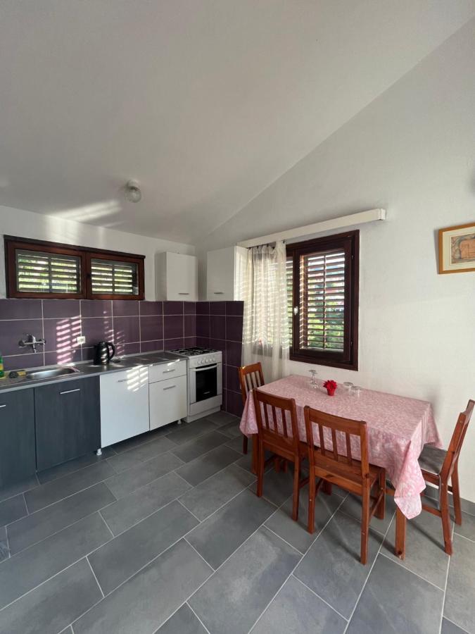 Apartment Peronja Jelsa Seafront